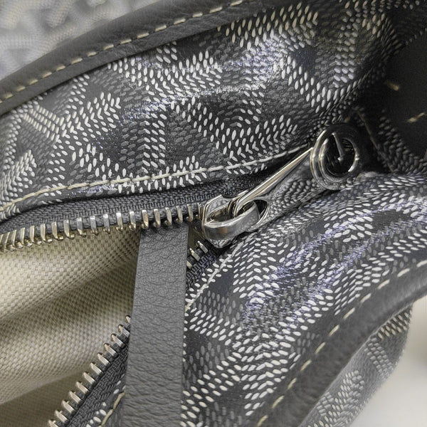 Hobo Coated Canvas Gray