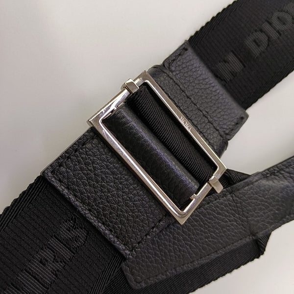 Saddle Medium Calfskin Black