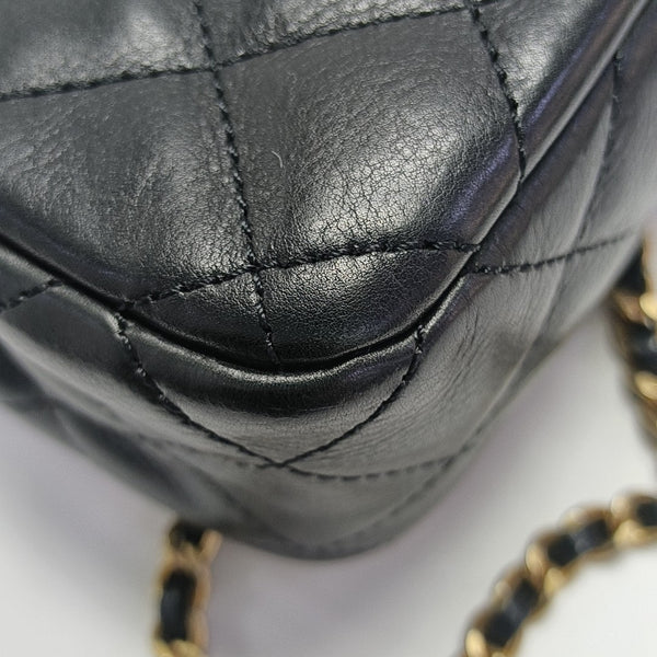 ROCK THE CORNER Medium Quilted Calfskin Black