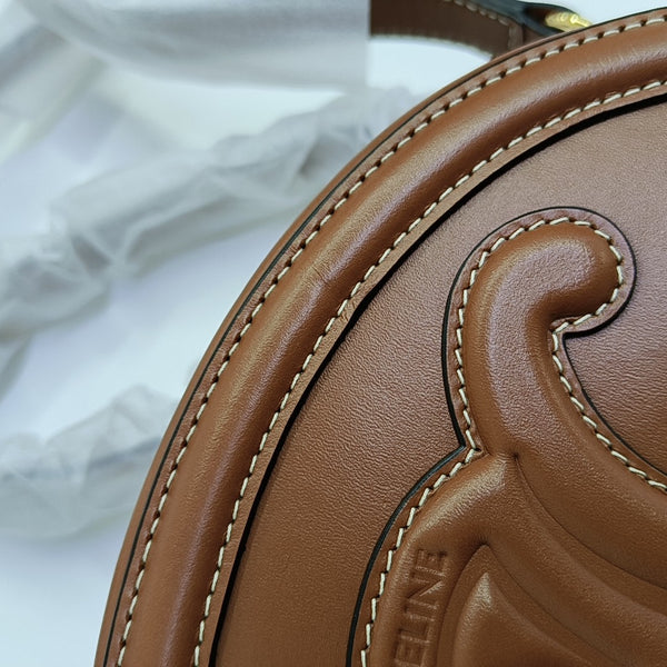 TRIOMPHE Small Calfskin Brown