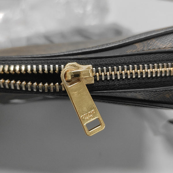 TRIOMPHE Medium Coated Canvas Black