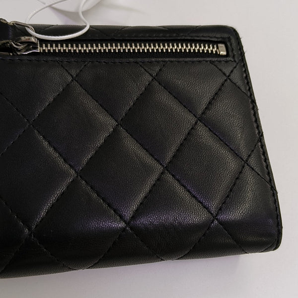 CLASSIC FLAP Small Quilted Lambskin Black Wallet