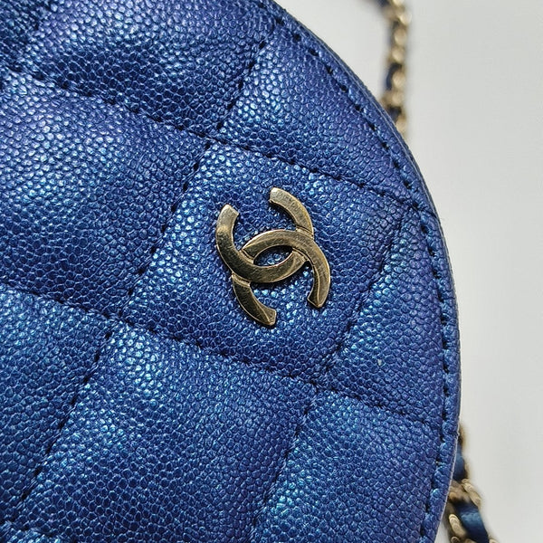 ROUND Quilted Grained Calfskin Blue
