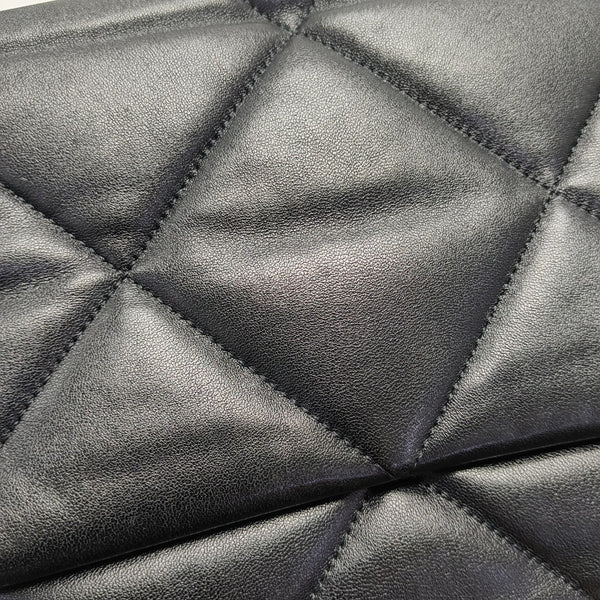 CHANEL 19 Large Quilted Lambskin Black