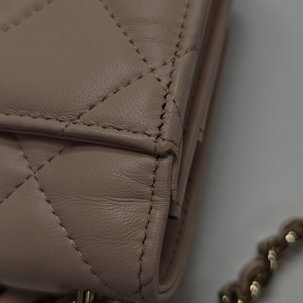 Quilted Lambskin Shoulder Bag Pink