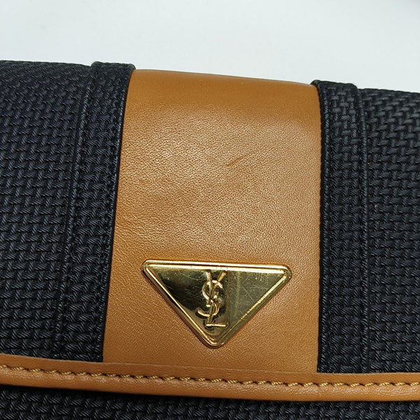 Canvas Black