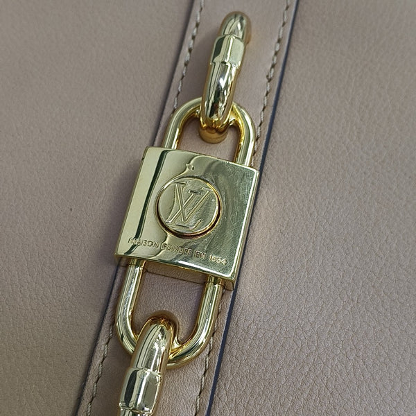 RENDEZ-VOUS Calfskin Beige