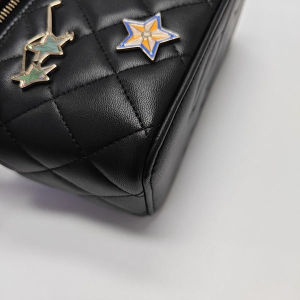 VANITY CASE Small Quilted Lambskin Black