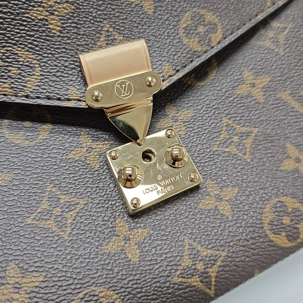 MÉTIS MM Monogram Coated Canvas Brown