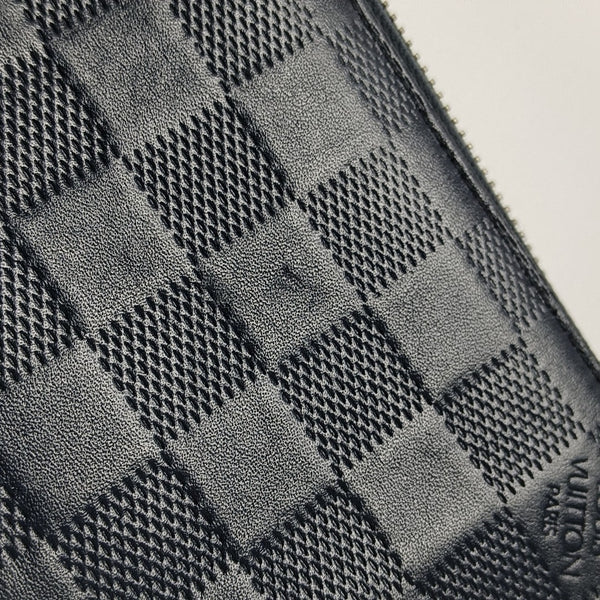 ZIPPY Damier Calfskin Blue Wallet