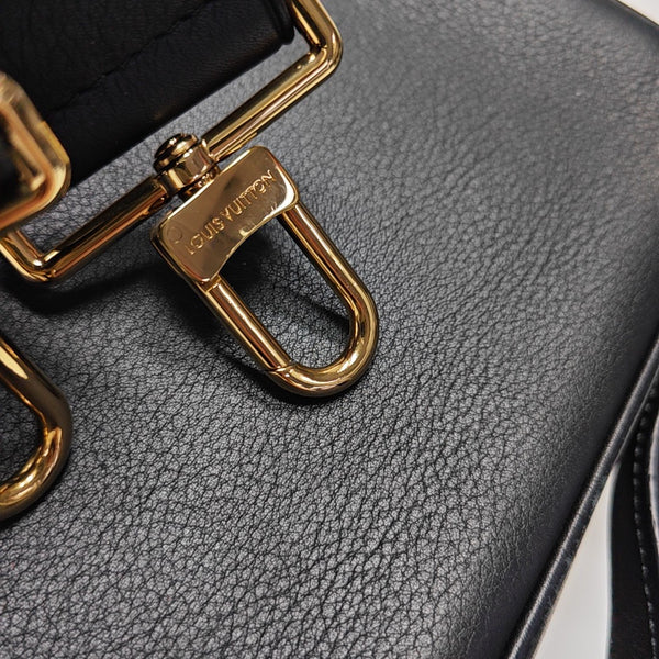 UTILITY Monogram Calfskin Black