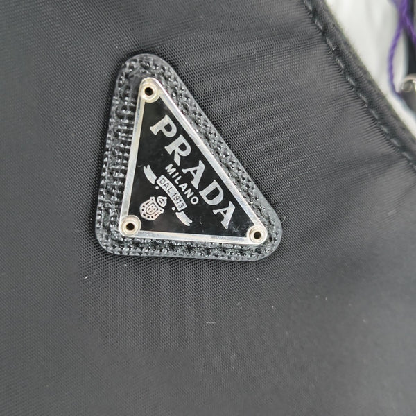 Re-Edition2000 Mini Nylon Black