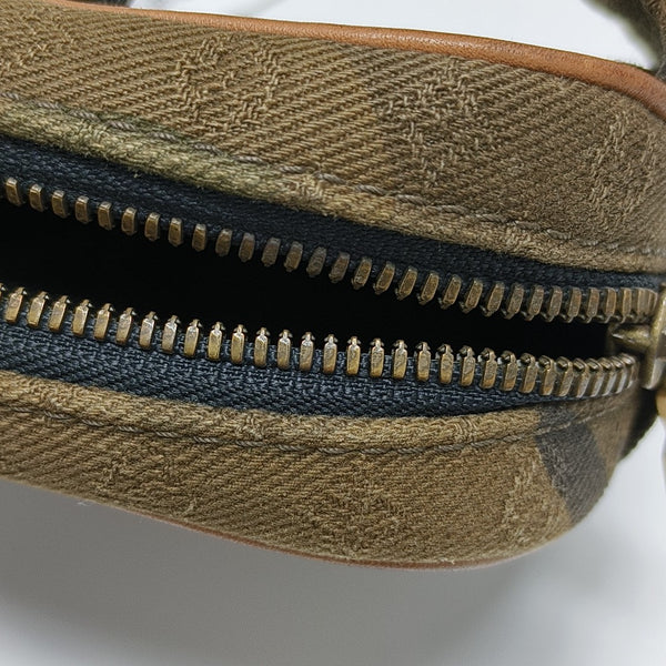 Monogram Canvas Brown