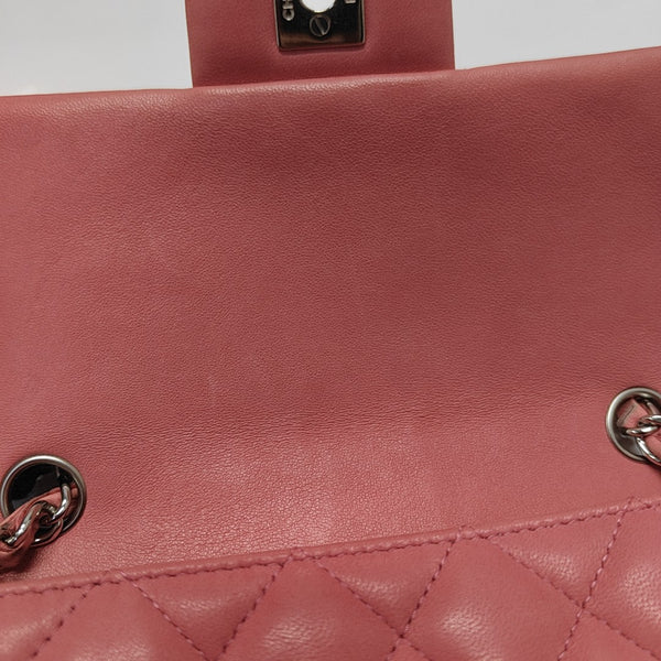 CLASSIC FLAP Mini Quilted Grained Calfskin Pink