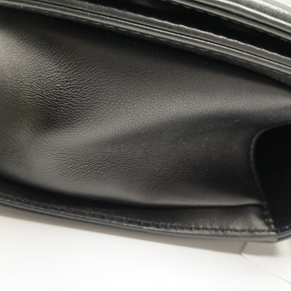BOY CHANEL Medium Quilted Calfskin Black