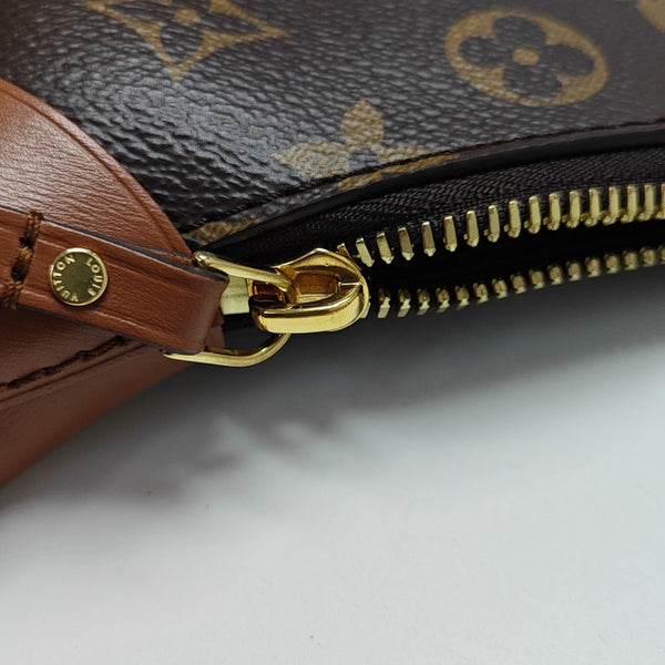 LOOP HOBO Monogram Coated Canvas Brown
