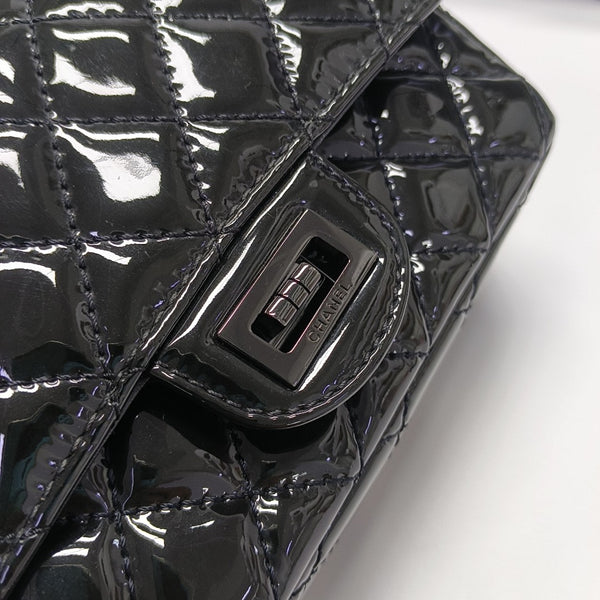2.55 224 (mini) Quilted Patent Calfskin Black