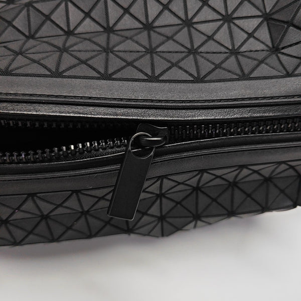 Special Material Shoulder Bag Black