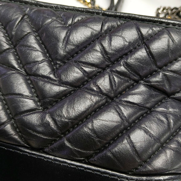 Authenticated pre-owned GABRIELLE Small Quilted Calfskin Black - Shoulder Bag at Looply