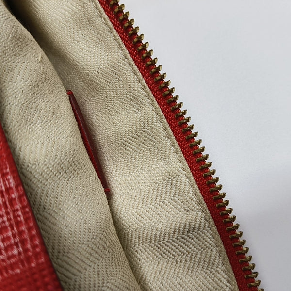 T Pouch Calfskin Red