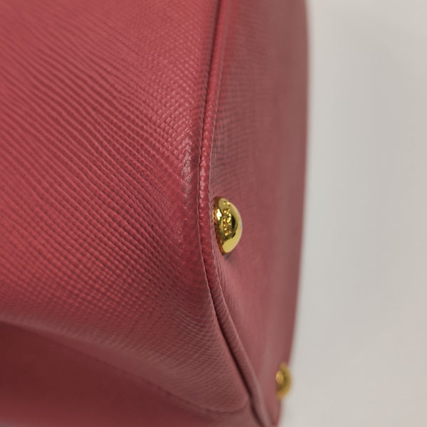 Saffiano Calfskin Tote Bag Medium Red