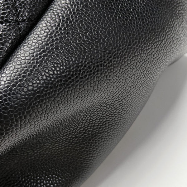 CHANEL GST Large Quilted Grained Calfskin Black