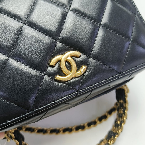 Quilted Calfskin Shoulder Bag Black