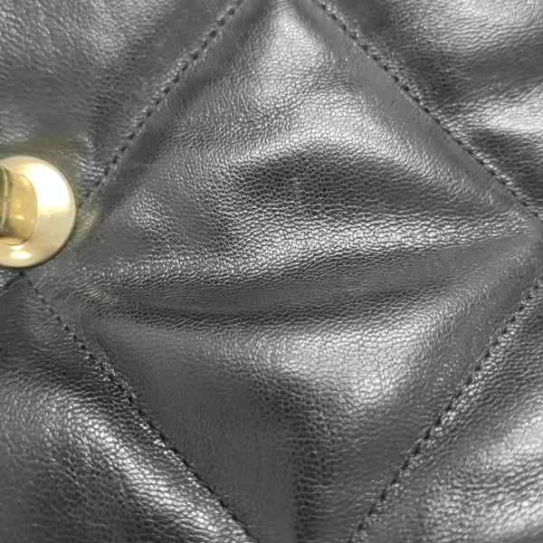 CHANEL 19 Small Quilted Lambskin Black