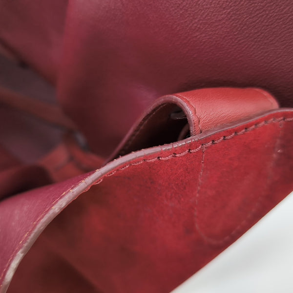 PHANTOM Medium Suede Red