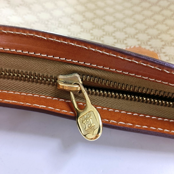 Coated Canvas Beige