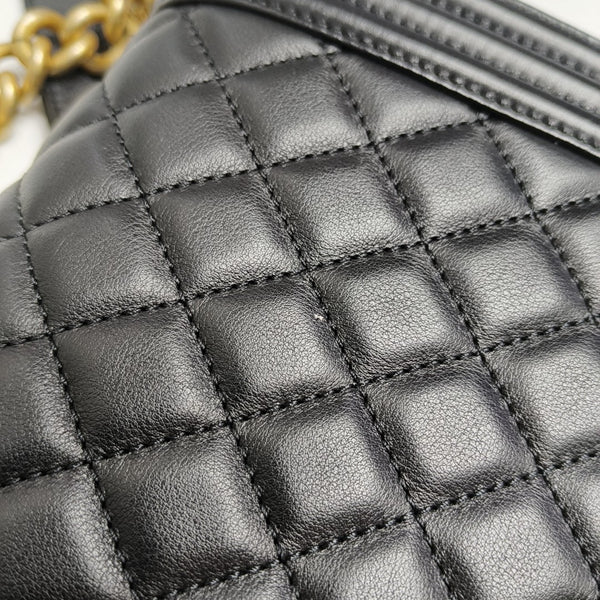 BOY CHANEL Medium Quilted Calfskin Black