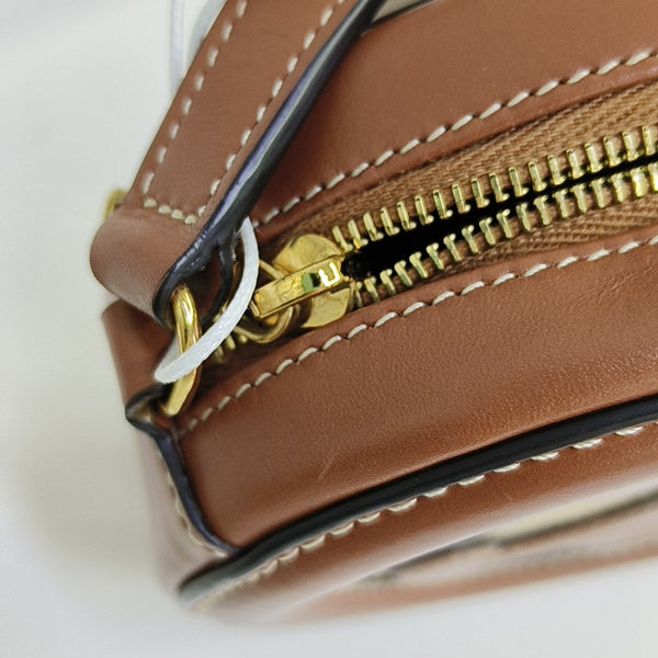 TRIOMPHE Mini Calfskin Beige