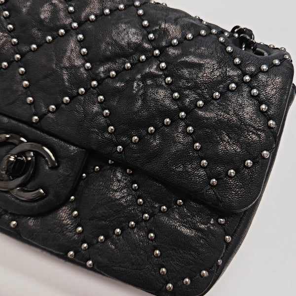 CLASSIC FLAP Mini Quilted Lambskin Black