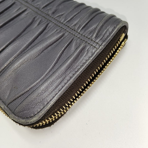 Fold Wallet Quilted Lambskin Gray Wallet