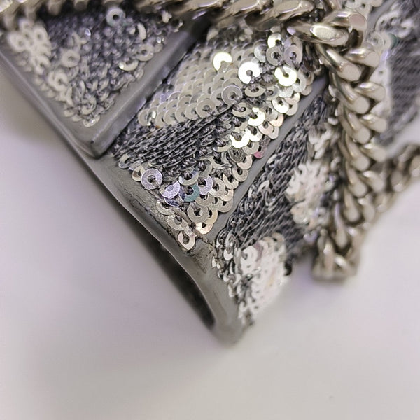 Hourglass Small Sequins Silver