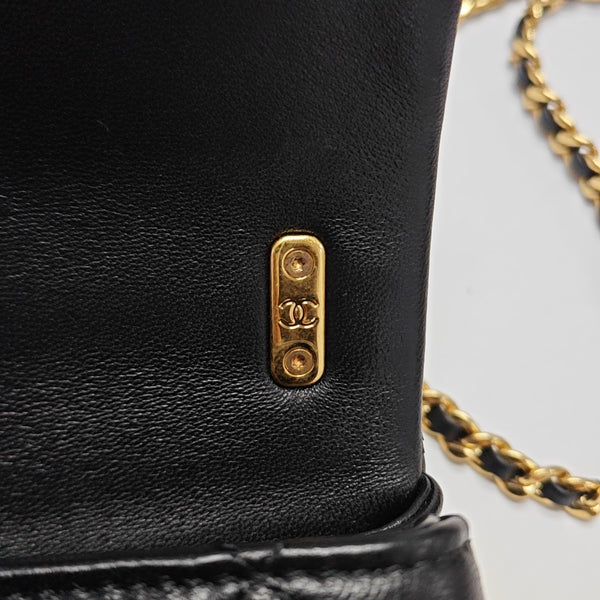 Quilted Lambskin Shoulder Bag Black