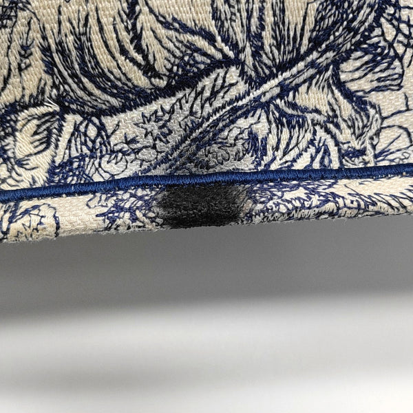 Authenticated pre-owned Book Tote Medium Canvas Blue - Tote Bag at Looply