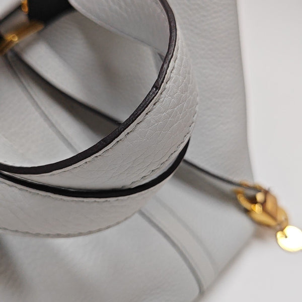 Authenticated pre-owned Picotin Lock 18 Clemence Blue - Bucket Bag at Looply