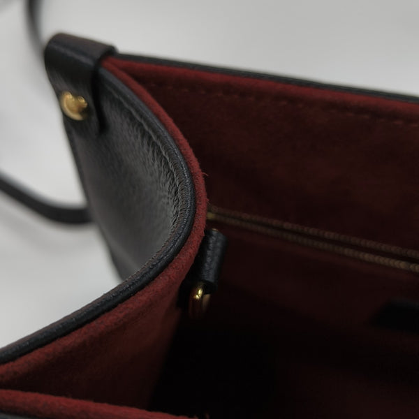 ONTHEGO PM Calfskin Black