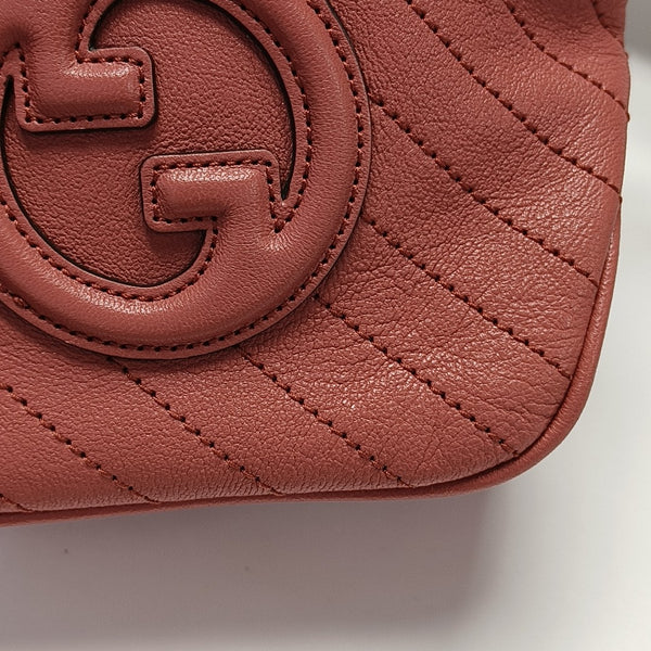Authenticated pre-owned Blondie Mini Quilted Calfskin Red - Bucket Bag at Looply