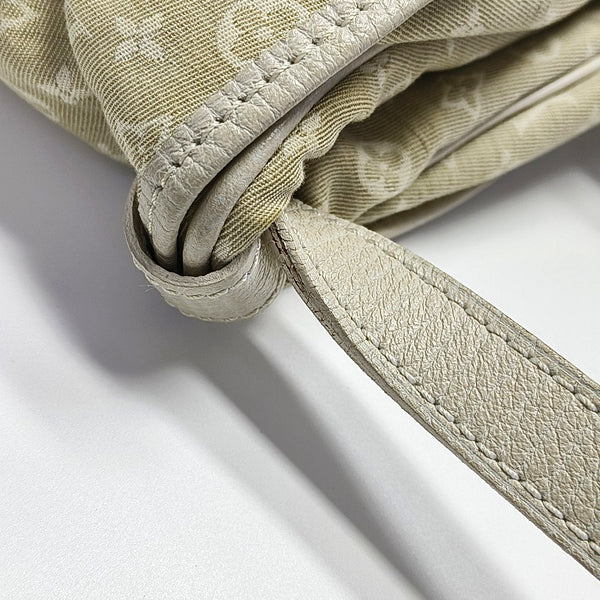 SAUMUR 28 Monogram Canvas Beige