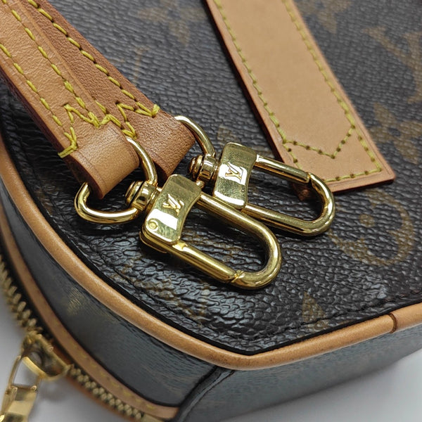 BOITE CHAPEAU Mini Monogram Coated Canvas Brown
