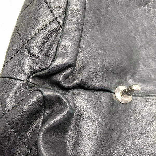 Medium Quilted Calfskin Black