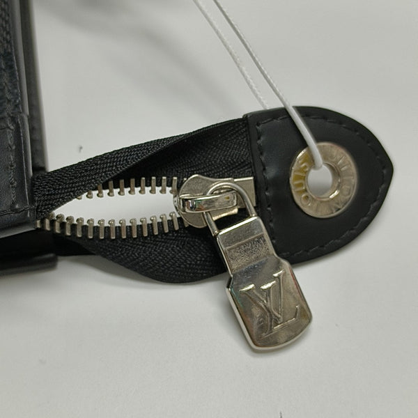 Pochette Voyag GM Damier Graphite Coated Canvas Gray