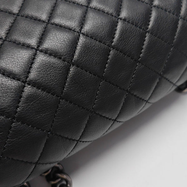 BOY CHANEL Medium Quilted Calfskin Black