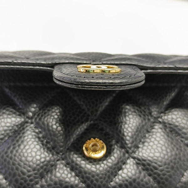 CLASSIC FLAP Quilted Grained Calfskin Black Card Holder