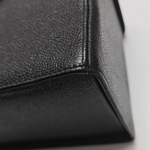 VINTAGE COSMETIC BAGS Grained Calfskin Black