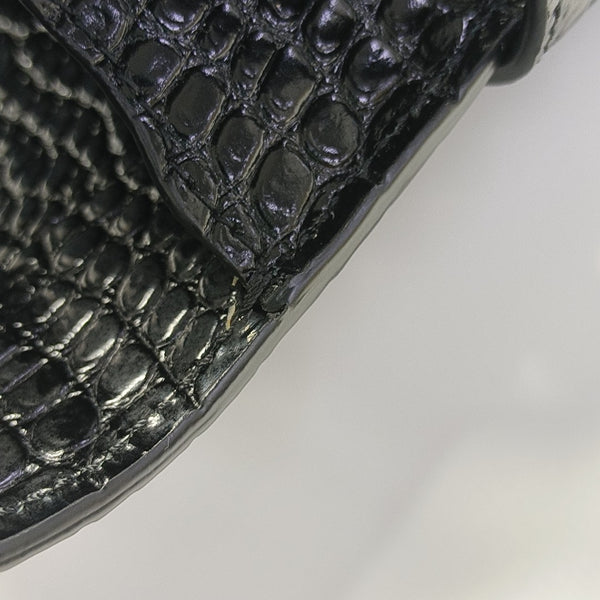MANHATTAN Medium Calfskin Black