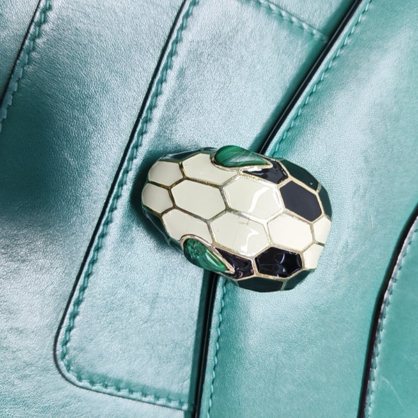 SERPENTI FOREVER Medium Calfskin Green