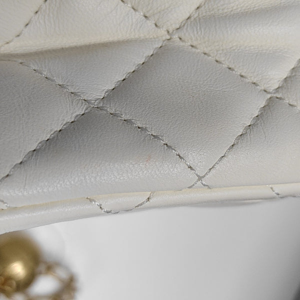CLASSIC FLAP Mini Quilted Lambskin White